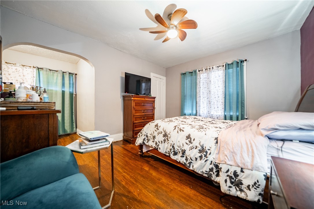 S J Gibbs - Residential