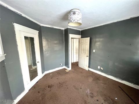 Tiny photo for 9208 Kempton Avenue, Cleveland, OH 44108 (MLS # 5179629)