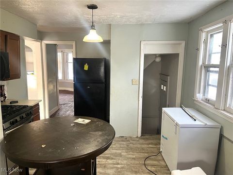 Tiny photo for 9208 Kempton Avenue, Cleveland, OH 44108 (MLS # 5179629)