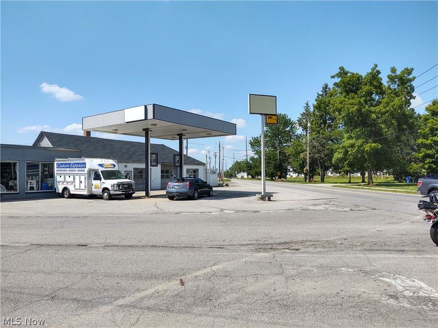 High Traffic Location on Route 57 (North Main Street Grafton) with frontage on Main Street, Parsons Road, and McAlpin Court, in excess of 1,500 feet of frontage, comprised of 2 contiguous parcels.  South of I-480/Rt 10/Rt 20/Rt 82 with easy access to Ohio Turnpike I-80, I-90 and I-71, this 6 acre site is ideal to accommodate a gas / fuel service station mini-mart, shopping plaza, recreation center, automobile sales, office condominium complex, and more.  Positioned between the downtown Village of Grafton and the Business District, this gateway has fine visibility with close proximity to Lagrange, Wellington, Oberlin, Elyria and centrally located with many points of access within Lorain County.  Local infrastructure and demographics includes restaurants & carry-out, recreation center, auto parts, grocery store, and more.  (Additional 1.2 acres of land available and offered separately, directly across the street on Rt. 57/North Main).  Located in the heart of the C-B Central Business District.