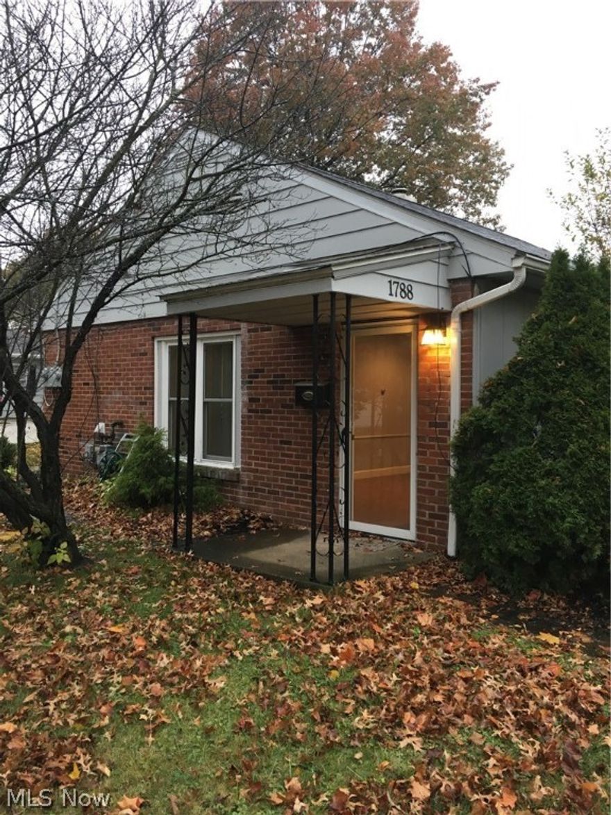 Bright, spacious, sunny and updated Ranch  2 bedroom in West Akron!  This clean and open style floor plan unit boasts a fully applianced kitchen with dishwasher, water and dryer in unit and a modern and updated kitchen and bath!  This adorable duplex feels like a single family home!  Nice closet space. Plenty of parking.  Just minuted from shopping, restaurants and all West Akron has to offer!!!  Don't Miss It! All adult occupants must fill in an online application that runs credit, criminal and eviction history.  $35 app fee.  Income verification required. No Smoking, No Section 8. Tenant pays all utilities.