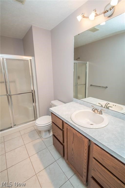 Crossing Residl Condos Ltd - Residential Lease