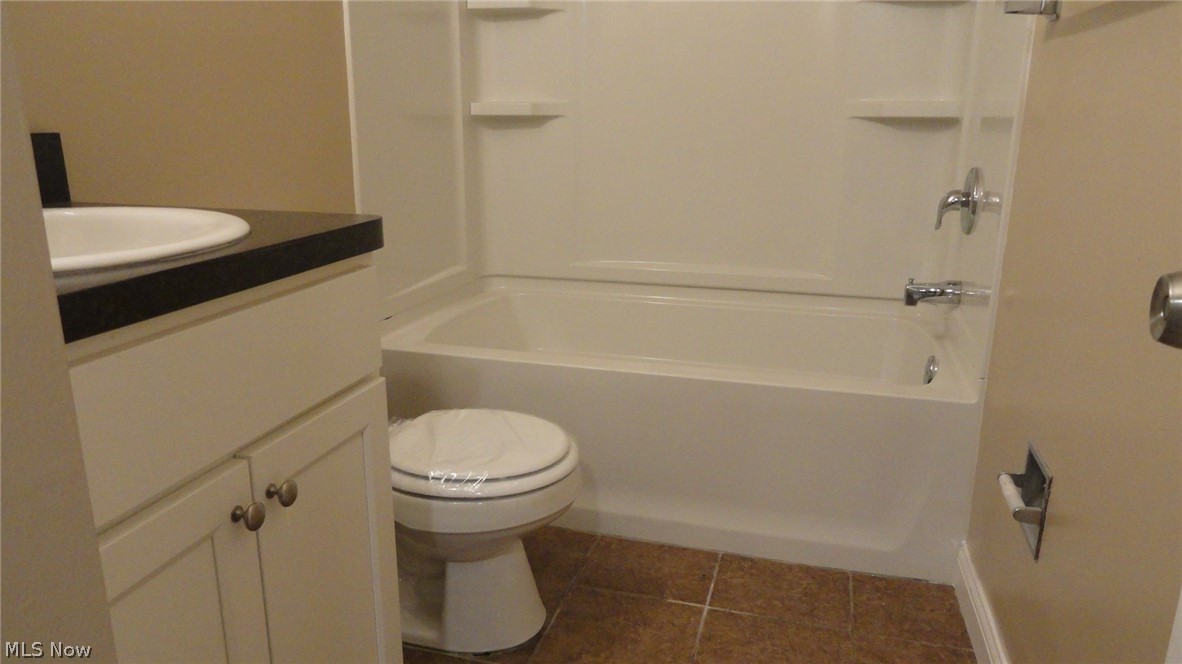 Lost Nation North - Residential Lease