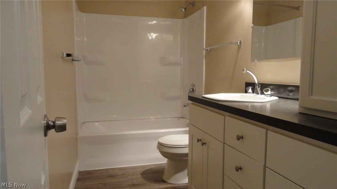 Lost Nation North - Residential Lease