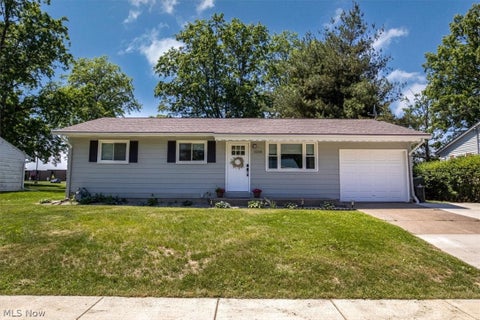 Homes For Sale - 1210 Sanford Street<br/> Vermilion, OH 44089