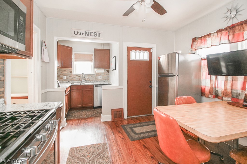 Elworthy Helwick Home Gardens - Residential