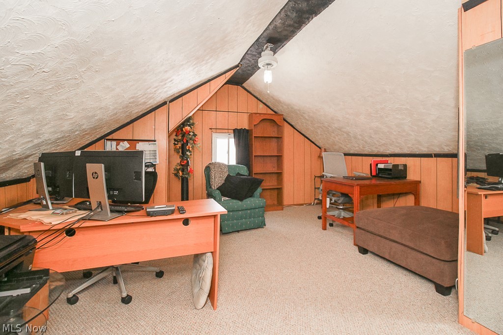 Elworthy Helwick Home Gardens - Residential