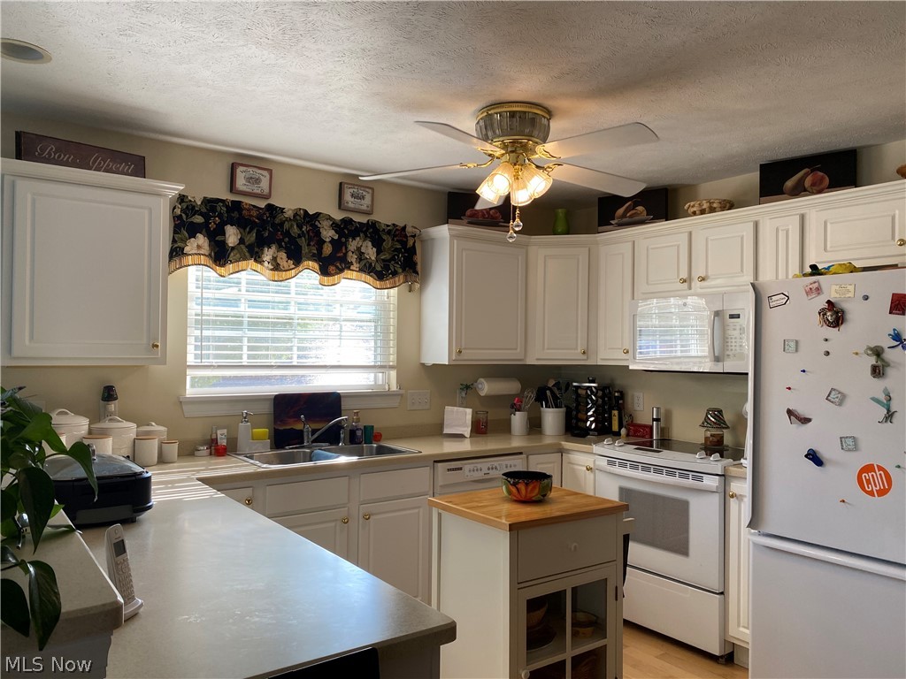 The Retreat At Rivers Edge - Residential