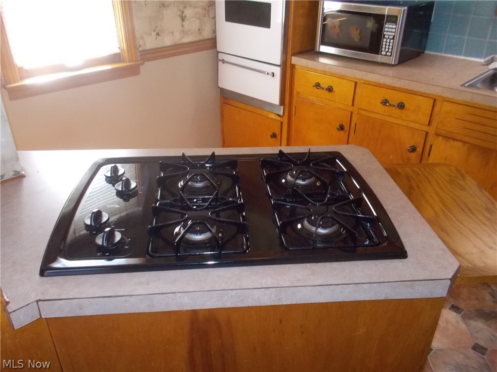 East Market Acres - Residential Lease