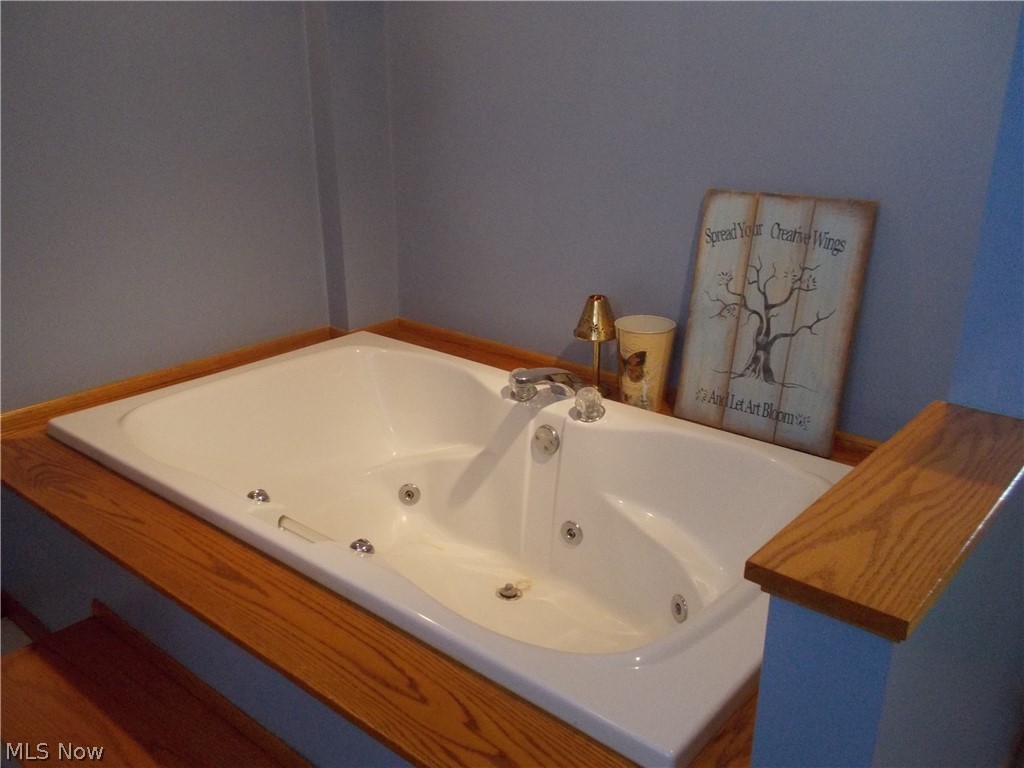 East Market Acres - Residential Lease