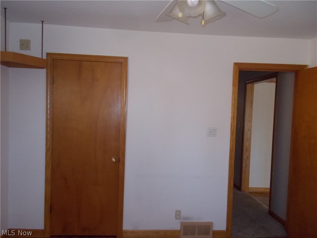 East Market Acres - Residential Lease