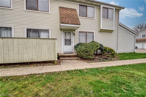 Condo For Sale - 5542 Bretton Court #A<br/> Willoughby, OH 44094