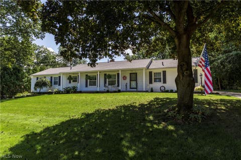 Tiny photo for 690 N Azalea Boulevard, Barberton, OH 44203 (MLS # 5238335)