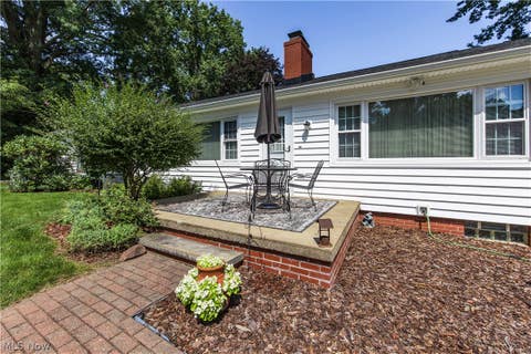Tiny photo for 690 N Azalea Boulevard, Barberton, OH 44203 (MLS # 5238335)