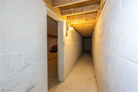 Tiny photo for 690 N Azalea Boulevard, Barberton, OH 44203 (MLS # 5238335)
