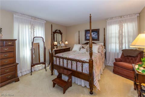 Tiny photo for 690 N Azalea Boulevard, Barberton, OH 44203 (MLS # 5238335)