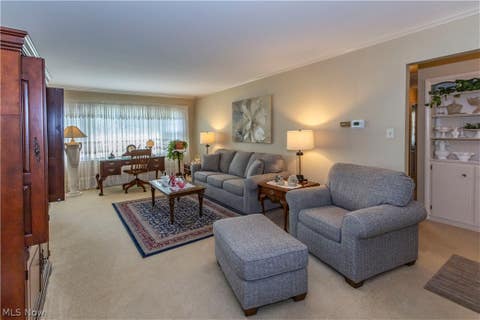 Tiny photo for 690 N Azalea Boulevard, Barberton, OH 44203 (MLS # 5238335)