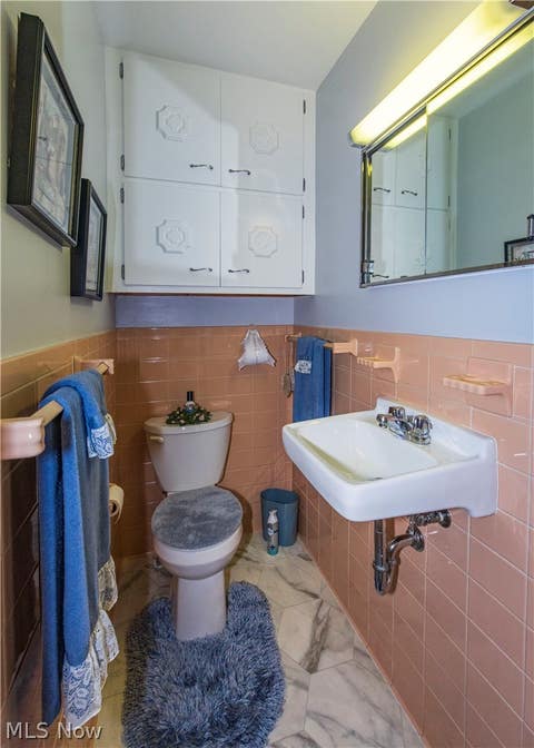 Tiny photo for 690 N Azalea Boulevard, Barberton, OH 44203 (MLS # 5238335)