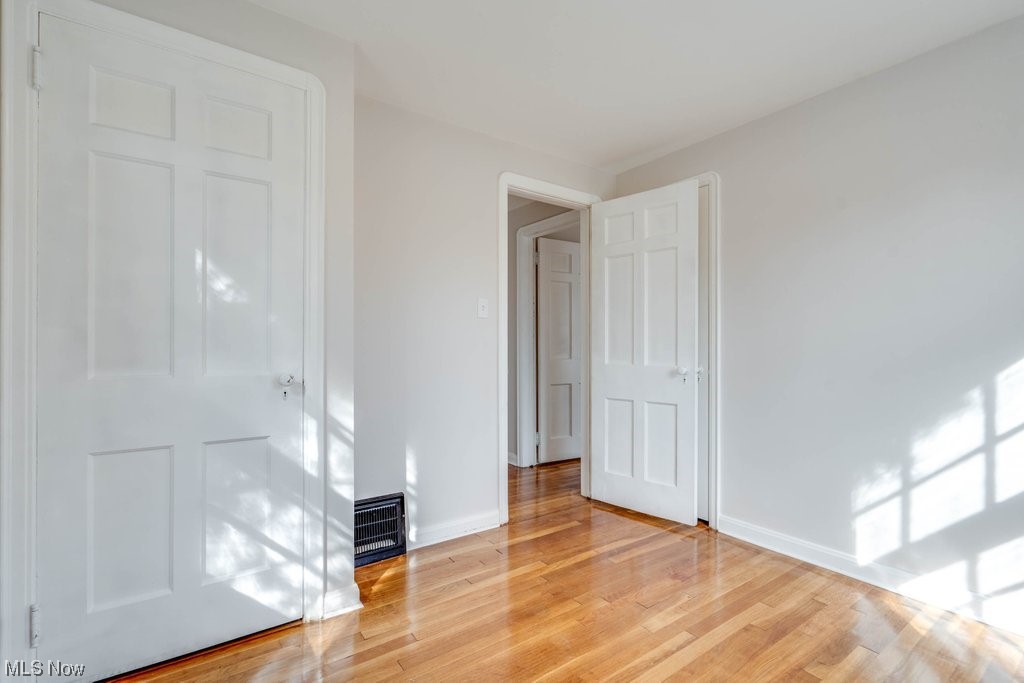 Modern Land Co Mayfield/Belvoi - Residential