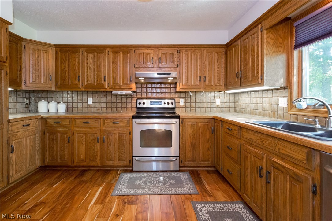 Gale Heights Vineyard - Residential