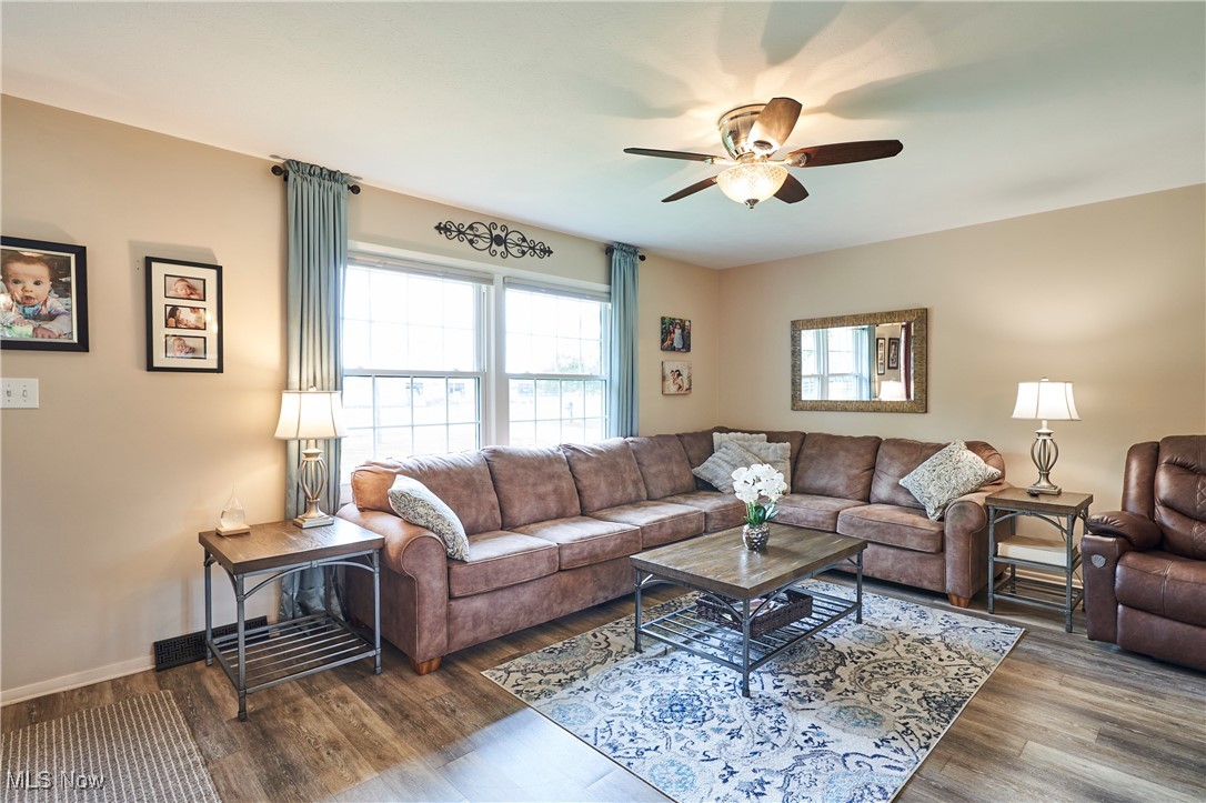 6214 Renninger Road, New Franklin, Ohio image 4