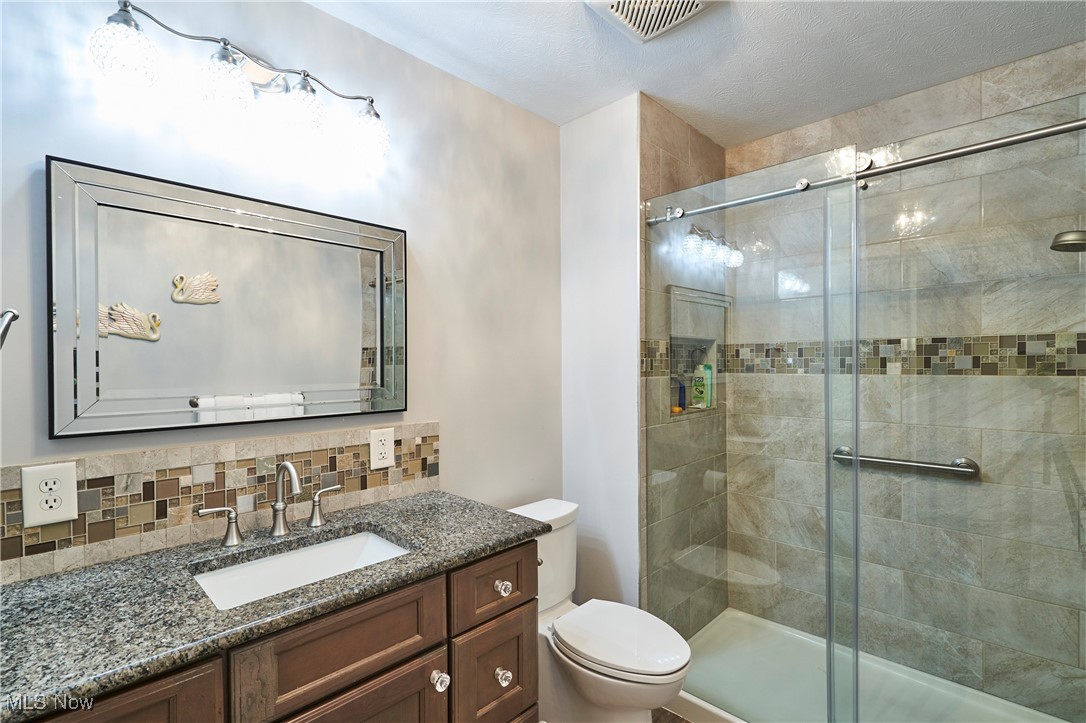 6214 Renninger Road, New Franklin, Ohio image 16