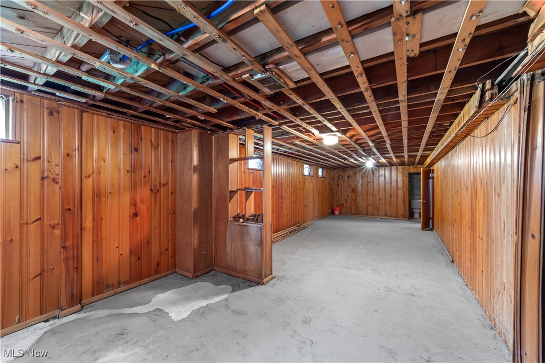 1613 Wexford Avenue, Parma, Ohio image 23