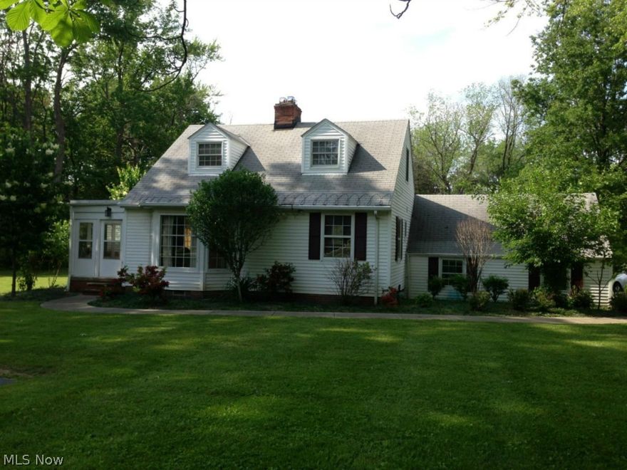 Charming and perfectly renovated two bedroom Cape Cod colonial on scenic 1 acre setting. Beautifully refinished hardwood floors throughout. Fantastic fireplaces in both kitchen and living room. Kitchen also features granite countertops and stainless appliances. Full of natural light with scenic views of backyard. Attached two car garage. Convenient location close to I-271, I-480, Eaton and Ahuja. Charming yet sophisticated! Move-in and enjoy!