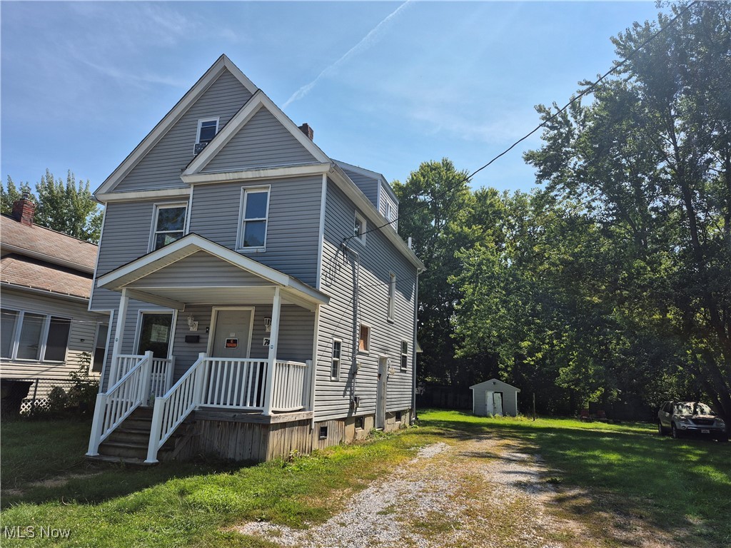 Nice 3-bedroom, one bath and a finished attic house that has a large side yard near Cascade Park. The house has vinyl siding, newer windows and a newer roof, but needs a little TLC. Great place to live or a great opportunity to rent and have a second income.
This property is being Sold AS-IS, no repairs will be made to this property.