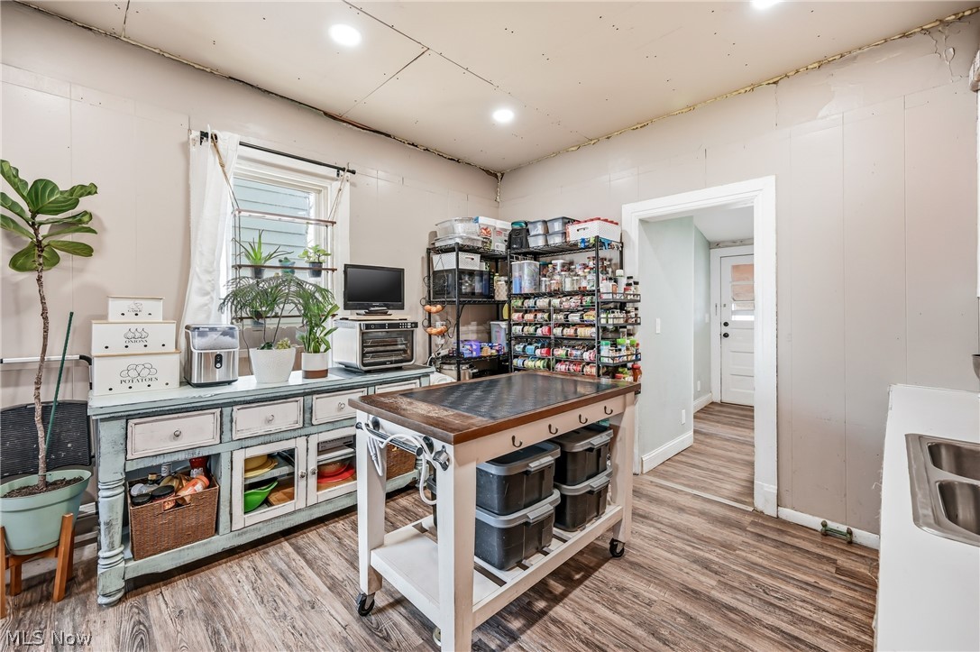 Waterworth 04 - Residential Income