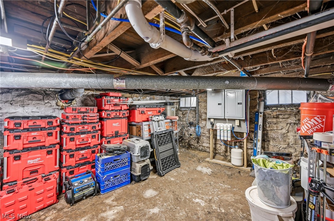 Waterworth 04 - Residential Income