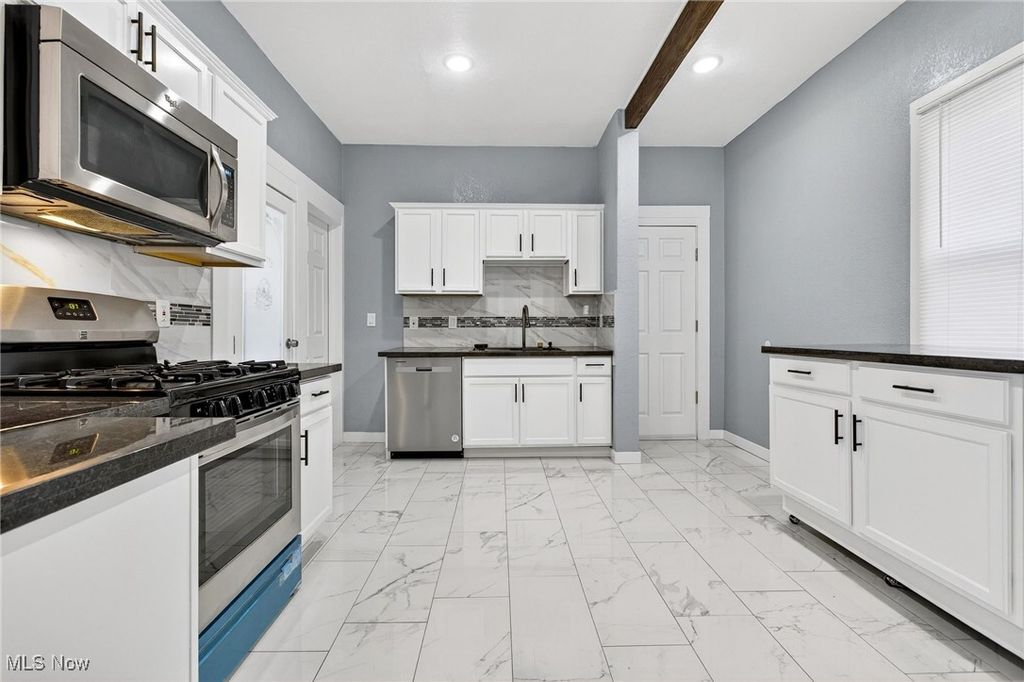 Photo of 2202 E 100th Street, Cleveland, OH 44106 (MLS # 5174527)