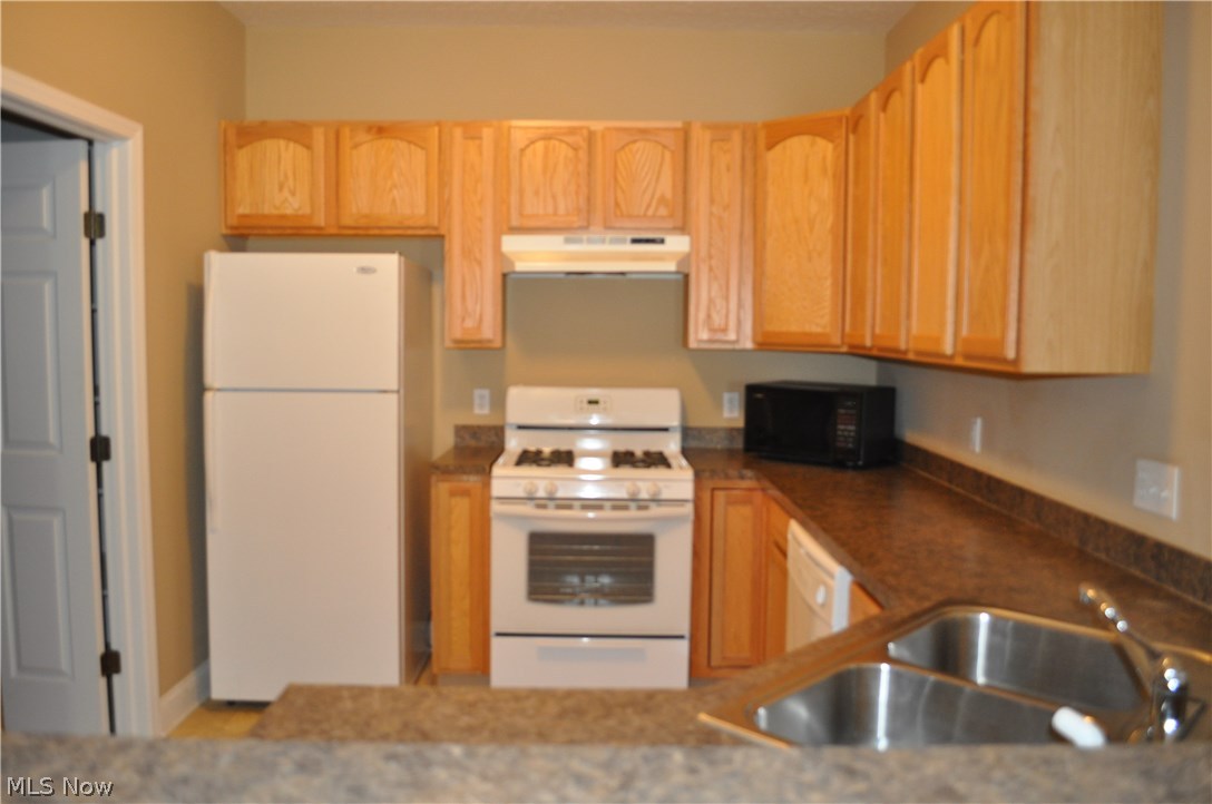 Forest Trail Condo - Residential