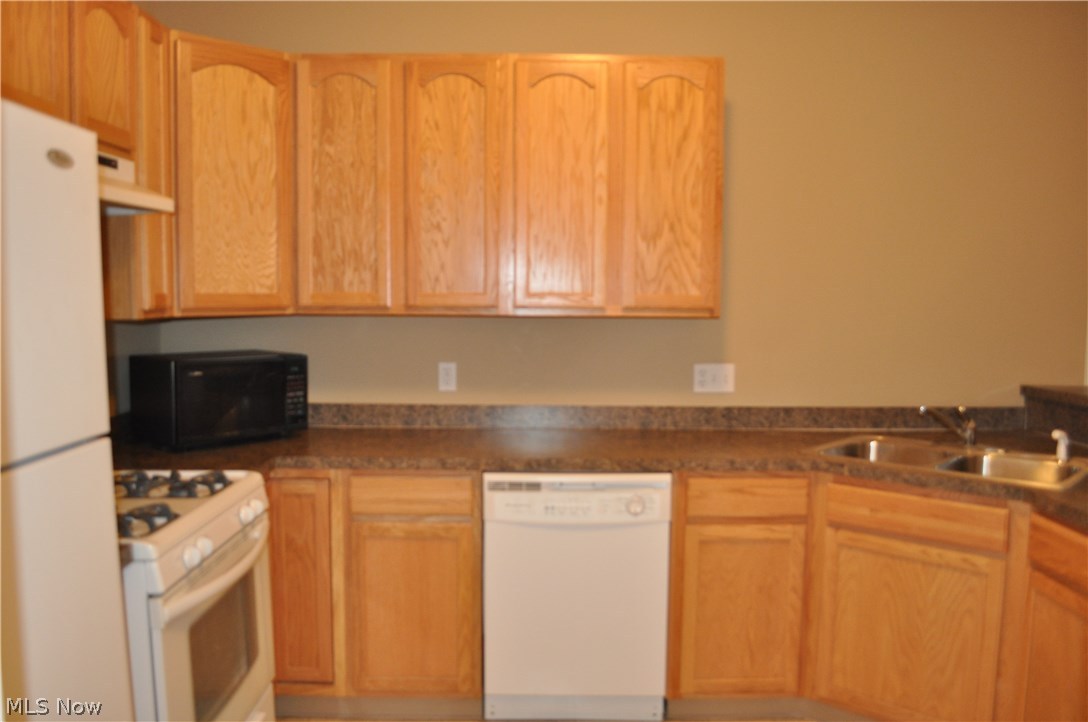 Forest Trail Condo - Residential