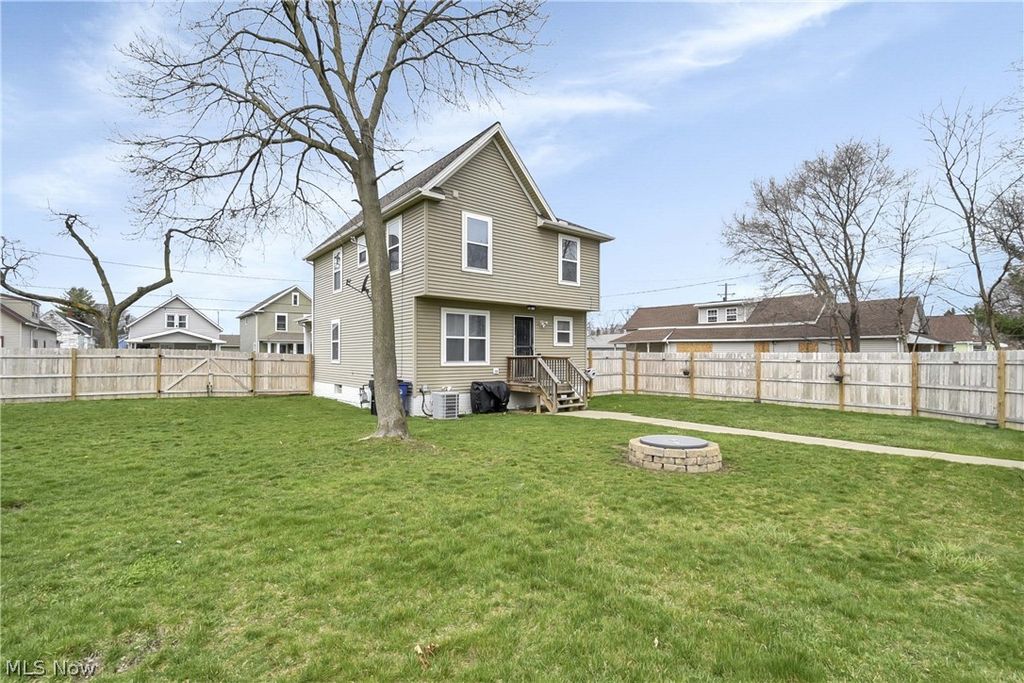 Photo of 3241 W 50th Street, Cleveland, OH 44102 (MLS # 5197939)