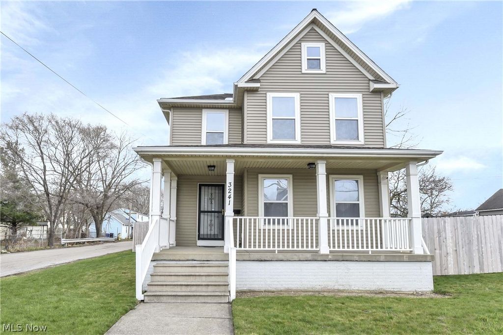Photo of 3241 W 50th Street, Cleveland, OH 44102 (MLS # 5197939)