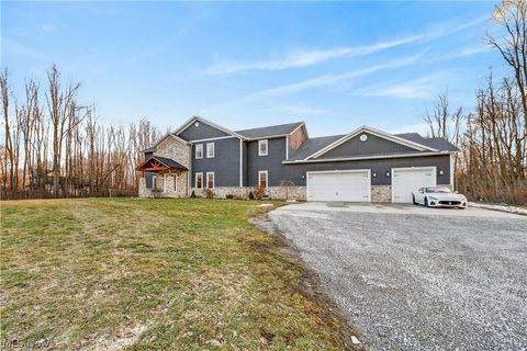 Tiny photo for 2252 Applegrove Street NE, Canton, OH 44721 (MLS # 5191087)