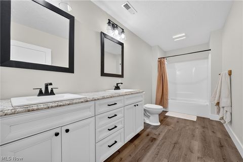 Tiny photo for 2252 Applegrove Street NE, Canton, OH 44721 (MLS # 5191087)