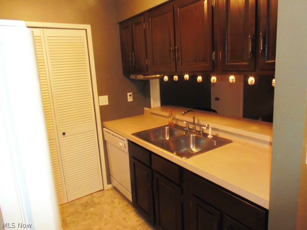 Fairway Villas - Residential