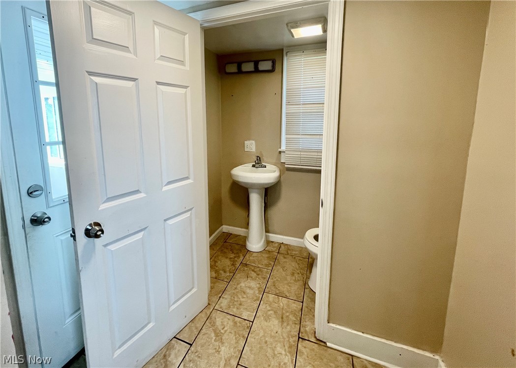 Utopia Beach 04 - Residential