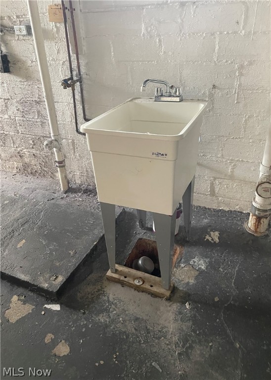 Utopia Beach 04 - Residential