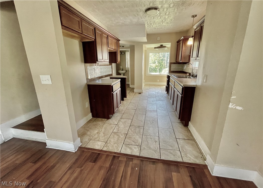 Utopia Beach 04 - Residential