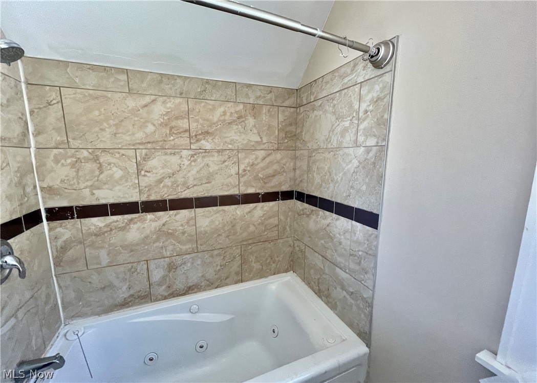 Utopia Beach 04 - Residential