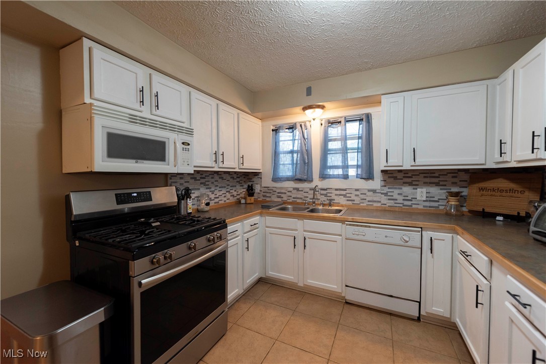 684 S Hawkins Avenue, Akron, Ohio image 3