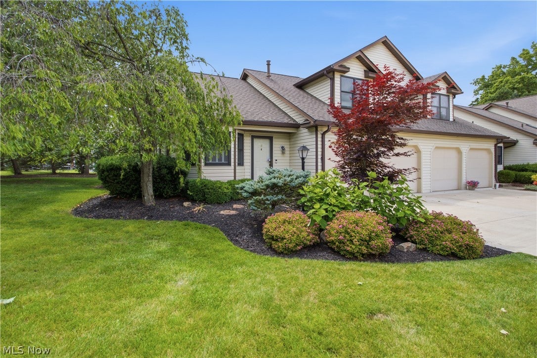 700 Hampton Circle 8