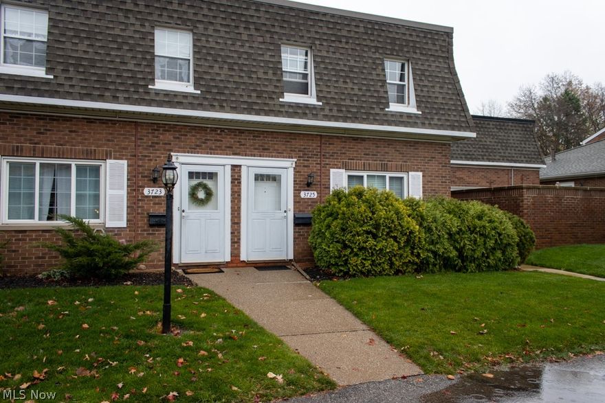 Terrific location near Westgate Mall! End brick 2 BR Townhouse in private location!  Spacious Eat-in Kitchen with Cherry cabinets, all appliances (newer Fridge and disposal) and slider to enclosed patio! Living room with woodburning fireplace! Large dining room! Master BR has walk-in closet! 2nd BR has built-it desk! Garage close to unit! Quick possession! Needs some repairs and cosmetics! Great opportunity!