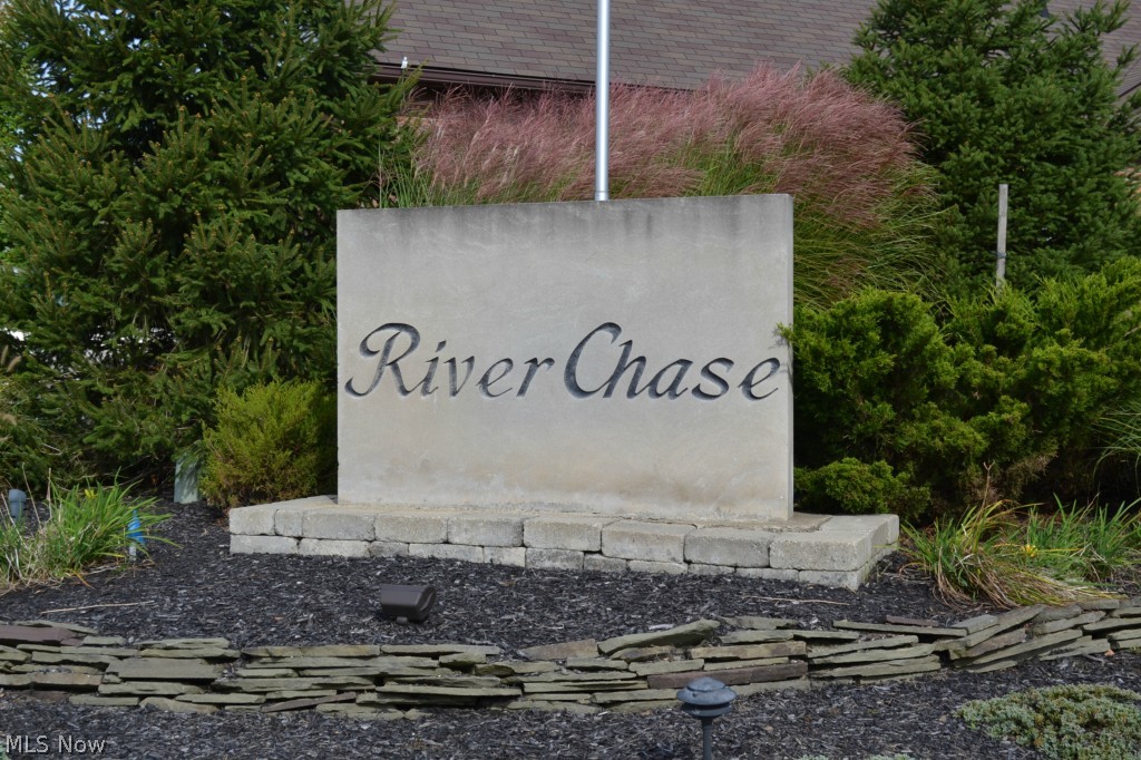 Riverchase Condos - Residential