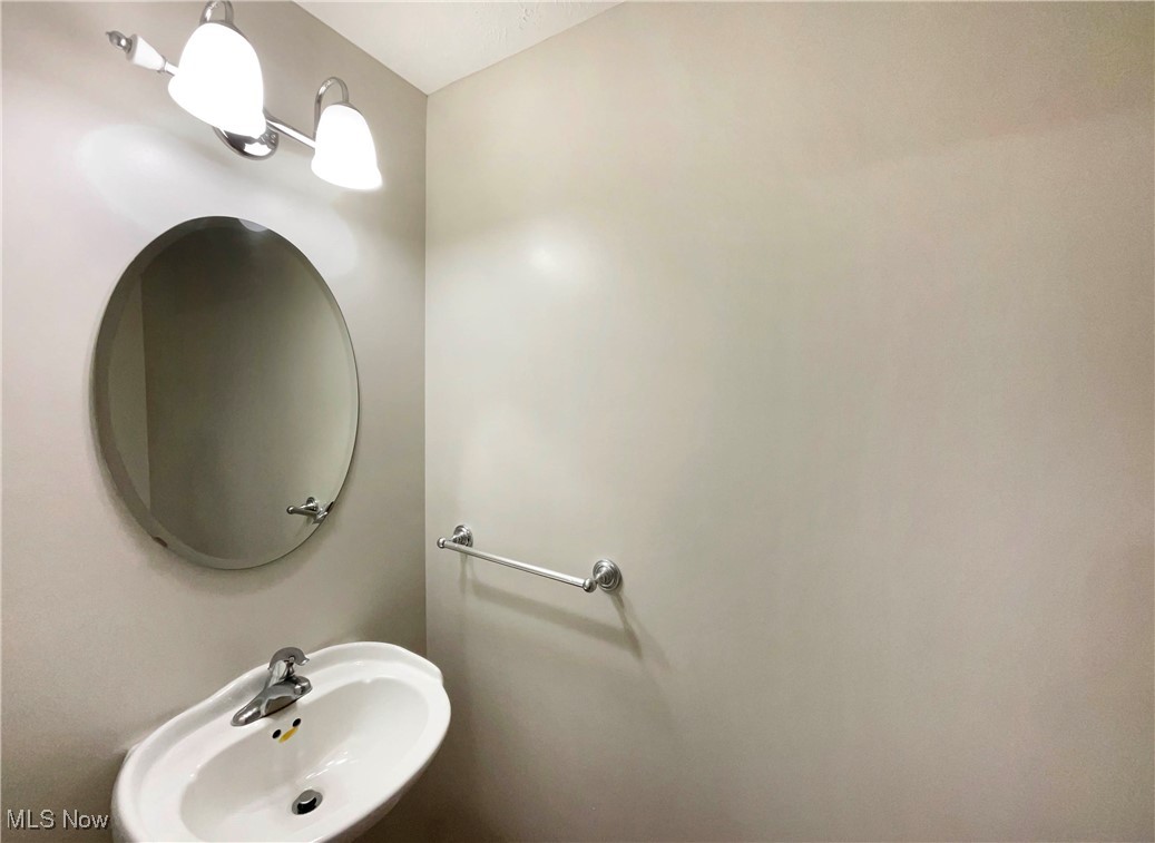 24232 Moonlight Drive, North Olmsted, Ohio image 13