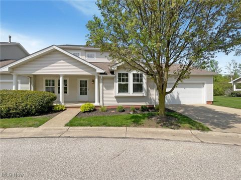 24232 Moonlight Drive, North Olmsted, OH 44070 - #: 5121215