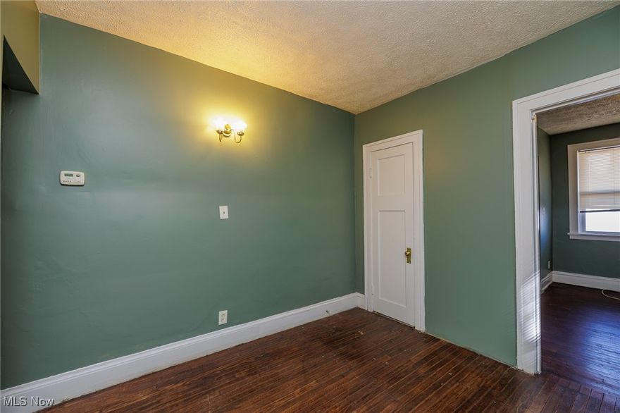 Welcome to this wonderful one-bedroom apartment! This apartment opens up to a large room with hard wood flooring. Attached is a dining room, with multiple windows to allow for plenty of natural sunlight. The kitchen is finished with all new appliances, such as a gas range and refrigerator. The bathroom was newly painted, with ample amounts of storage space. Come check this out today! Now accepting Section8!